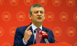 Özgür Özel Akın Gürlek'in babasına seslendi: Amcacım senin oğlan şöyle böyle değil....