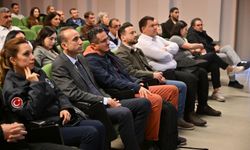 Manisa Büyükşehir Personeline Yapay Zekâ ve Veri Yönetimi Eğitimi