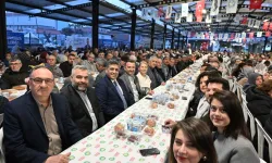 Manisa Büyükşehir’in İftar Sofrası Akhisar’da Kuruldu