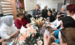 Mersin Büyükşehir'in kurslarında kadınlar ürettikçe kazanıyor