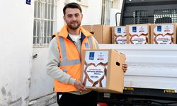 Kuşadası'nda gönüller bir, sofralar birlikte