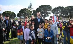 9 Ülkenin Çocukları Aynı Sahnede