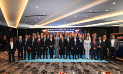 Başkan Seçer: "Giden gider, biz burdayız"