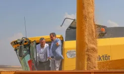 Özgür Özel Diyarbakır'da: Açılan pankart dikkat çekti!