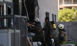 Bornova’da depo yangını dakikalar içinde kontrol altına alındı