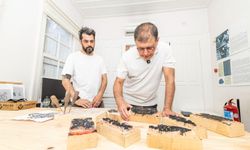 Cemil Tugay’dan Basmane’nin asırlık mirasına el izi