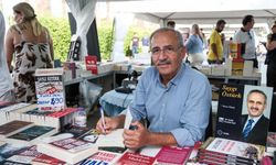 İZKİTAP’ta ilk gün yoğun ilgi