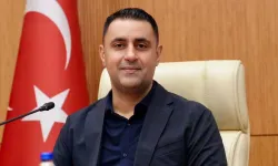 İçişleri Bakanlığı duyurdu: Çukurova Belediye Başkanı Emrah Kozay görevden uzaklaştırıldı