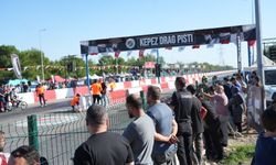 Kepezde motodrag yarışları büyük heyecanla sürüyor