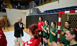Kepez’in sultanlarından gururlandıran galibiyet