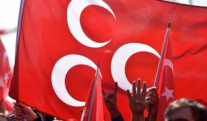 HDP'den ihraç edilen belediye meclis üyesi MHP'ye katıldı!