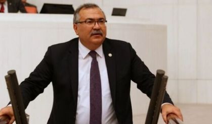 "Emekli aç geziyor"