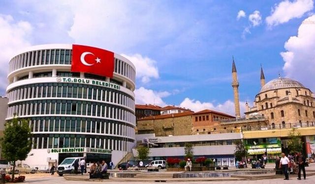 Bolu'da yere çöp ve izmarit atanlara 14 bin 407 liraya kadar para cezası