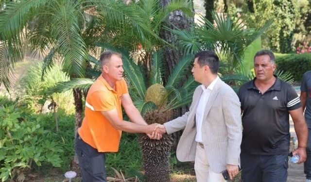 Marmaris Belediye Başkanı Ünlü: "Nefes alınan alanları çoğaltacağız"