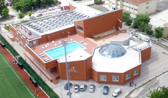 Tepebaşı Belediyesi Su Sporları Merkezi Açık Havuzu yarın hizmete açılıyor