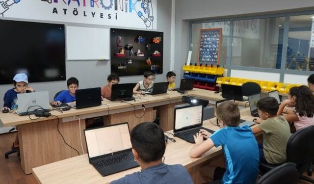 Eskişehir Büyükşehir Belediyesi'nden Mekatronik Atölyesi