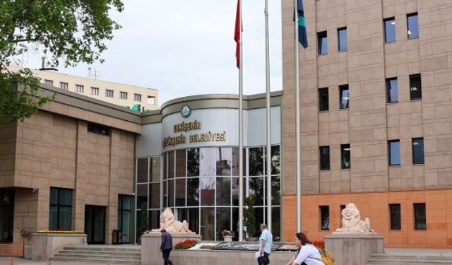 Eskişehir'de öğrenciler ulaşım zammından etkilenmeyecek