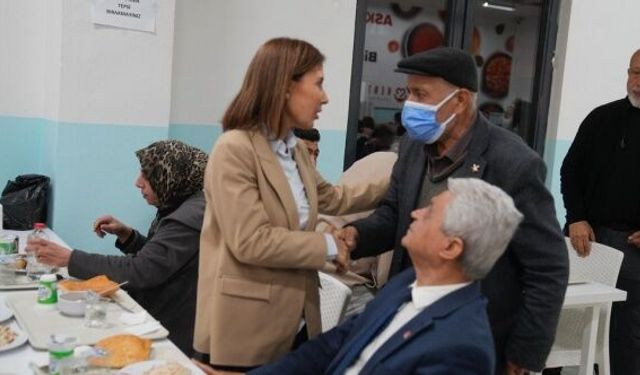 Oya Tekin, Kent Lokantası'nda yurttaşlarla buluştu