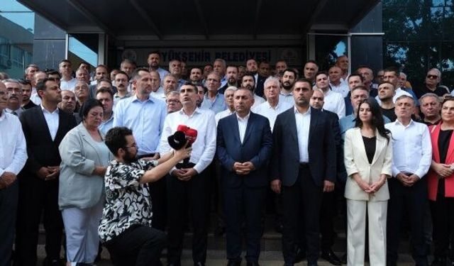 Adana Büyükşehir Belediye Başkan Vekili Güngör Geçer oldu