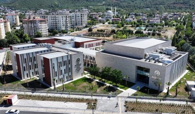 Denizli'de Engelsiz Spor ve Yaşam Merkezi Hizmete Açıldı