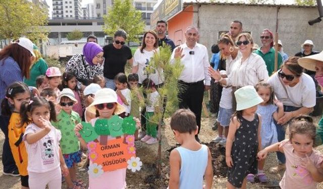 Fidanlar; yanan ormanlar, çocuklar ve Zeydan Karalar için dikildi