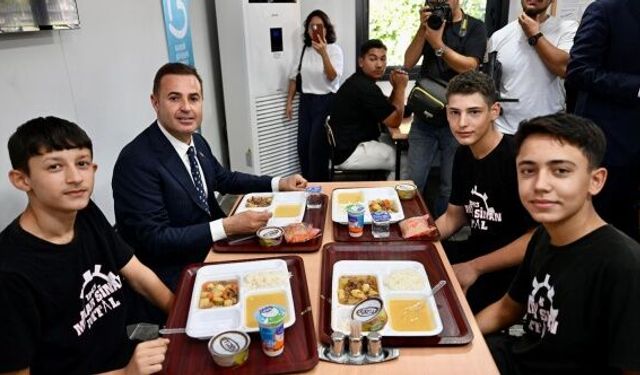 Balıkesir Büyükşehir, öğrenciler için Yakın Mutfak'ı hizmete açtı