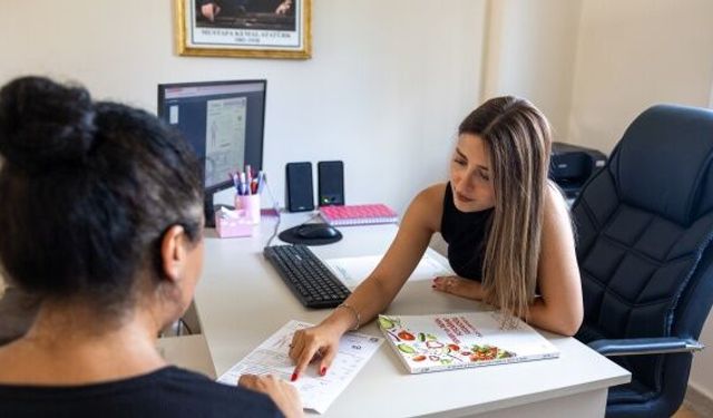 Mezitli Belediyesi'nin ücretsiz psikolog ve diyetisyen hizmeti beğeni topluyor