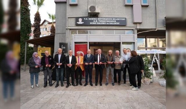 “Cumhuriyet’ten Günümüze Denizli” fotoğraf sergisi açıldı