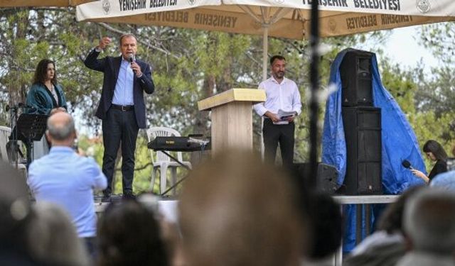 Vahap Seçer: Pembe tablolarla umut verilip, demokrasi katlediliyor