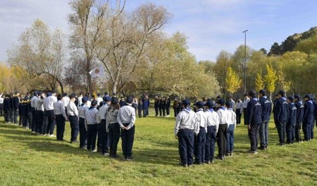 ABB 200 öğrenciyi izcilik kampında buluşturdu