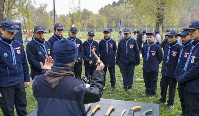 Ankara Büyükşehir 200 öğrenciyi İzcilik Kampı'nda buluşturdu