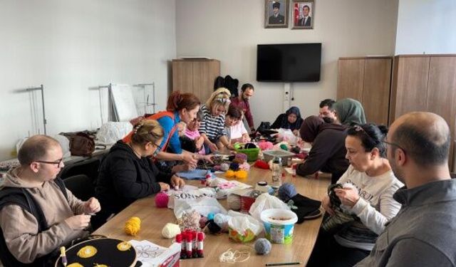 Balıkesir Büyükşehir özel gereksinimli bireyleri sanat çatısı altında buluşturuyor