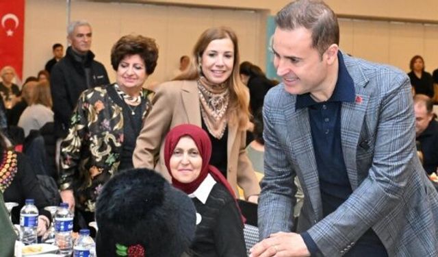 Başkan Ahmet Akın: “Asla yalnız değilsiniz”