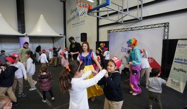 "Sosyal Belediyecilik Şenliği" renkli görüntülere sahne oldu