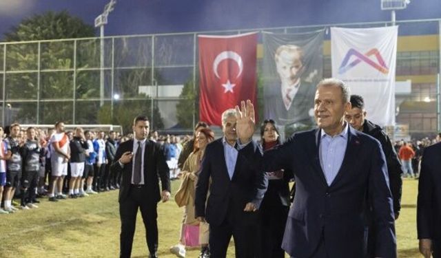 Vahap Seçer'den turnuva vuruşu