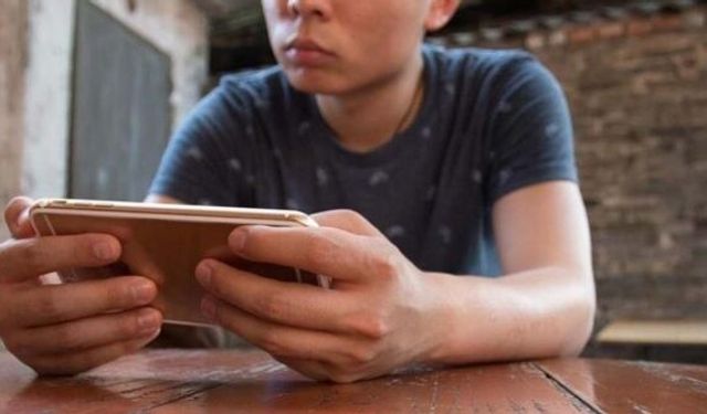 15 yaş altına sosyal medya yasağı taslağı ortaya çıktı! Ailelere de yetki verilecek