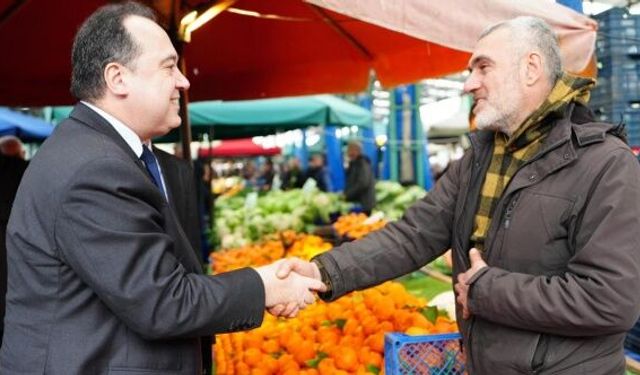 Besim Dutlulu Perşembe Pazarı’nda Esnafla Bir Araya Geldi