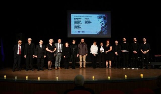 Nazım Hikmet, şiirleri ve şarkılarıyla anıldı 