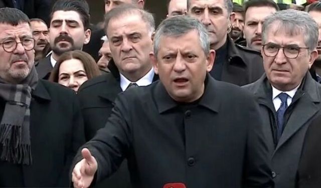 6 Şubat felaketinin yıl dönümünde Özgür Özel deprem bölgesinde