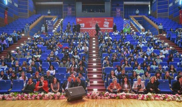 Başkent'te 4. Kadın Liderler Zirvesi gerçekleşti