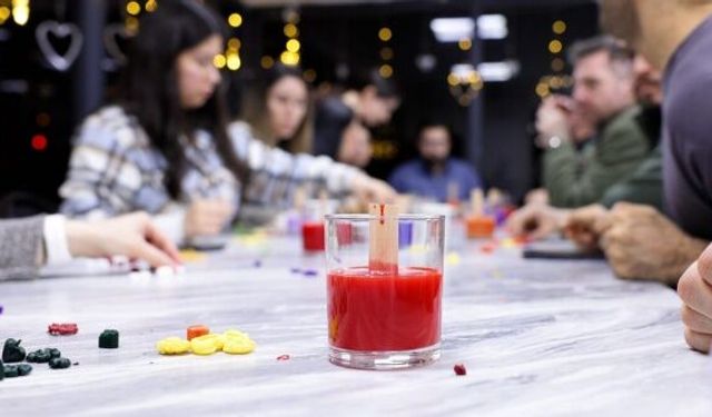 Bayraklı’da Sevgililer Günü Kadın Emeği ve Sanatla Kutlandı