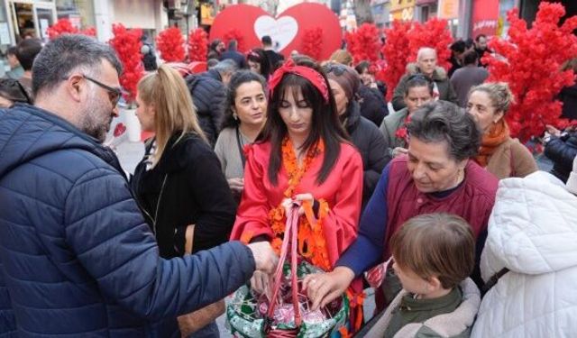 Kartal’da Sevgililer Günü Coşkusu