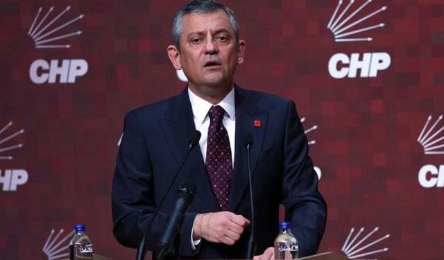 Özgür Özel, A Haber'e manşet verdi: 'Bak depremzede ne konuşacakmış, A Haber son dakika geç'