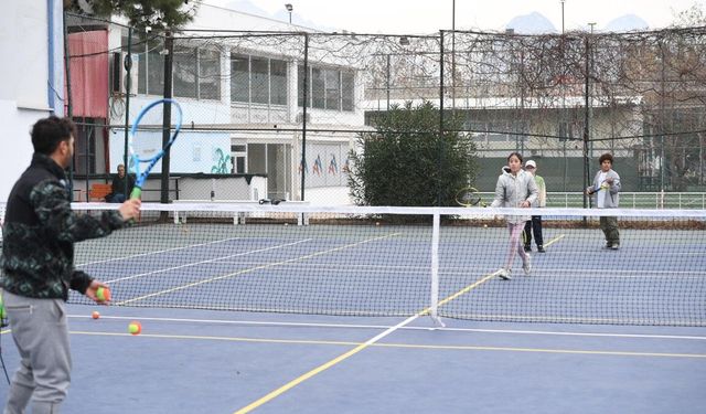 Konyaaltı'nda yeni spor kompleksi