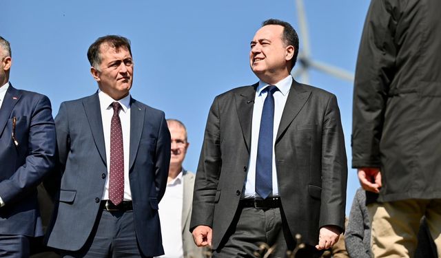 Kırkağaç’ta Verim Artıran Gübreleme Desteği