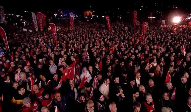 Bursa'da 'Millet İradesine Sahip Çıkıyor' mitingi... Bozbey için binler toplandı
