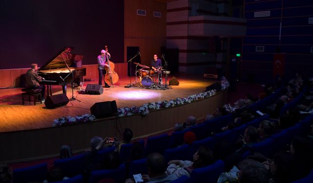 Caz Müziğin Evrensel Tınıları Başkentlilerle Buluştu