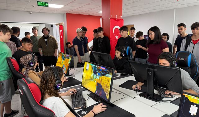 Balıkesir'de Gençlik ve Spor Bayramına yakışır etkinlikler