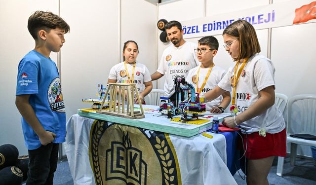 Dünya Robot Olimpiyatı Türkiye Finali’nde teknoloji ve yaratıcılık buluştu