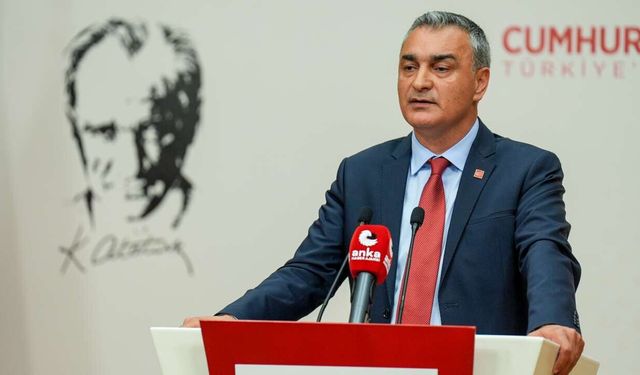 CHP'de 26 il başkanı görevden alındı